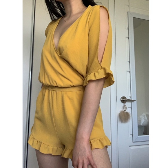 Fashion Nova Yellow Romper - Picture 1 of 4